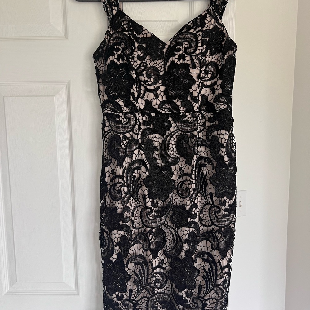 AKIRA Black Label Midi Dress